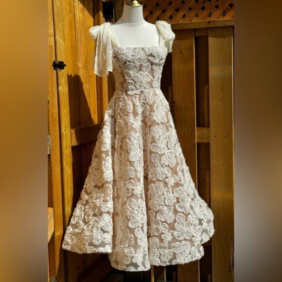 🆕 BRONX & BANCO 🧿 NWOT Sabrina White Bridal Midi Dress, Sz XS / US 2 - Picture 7 of 16